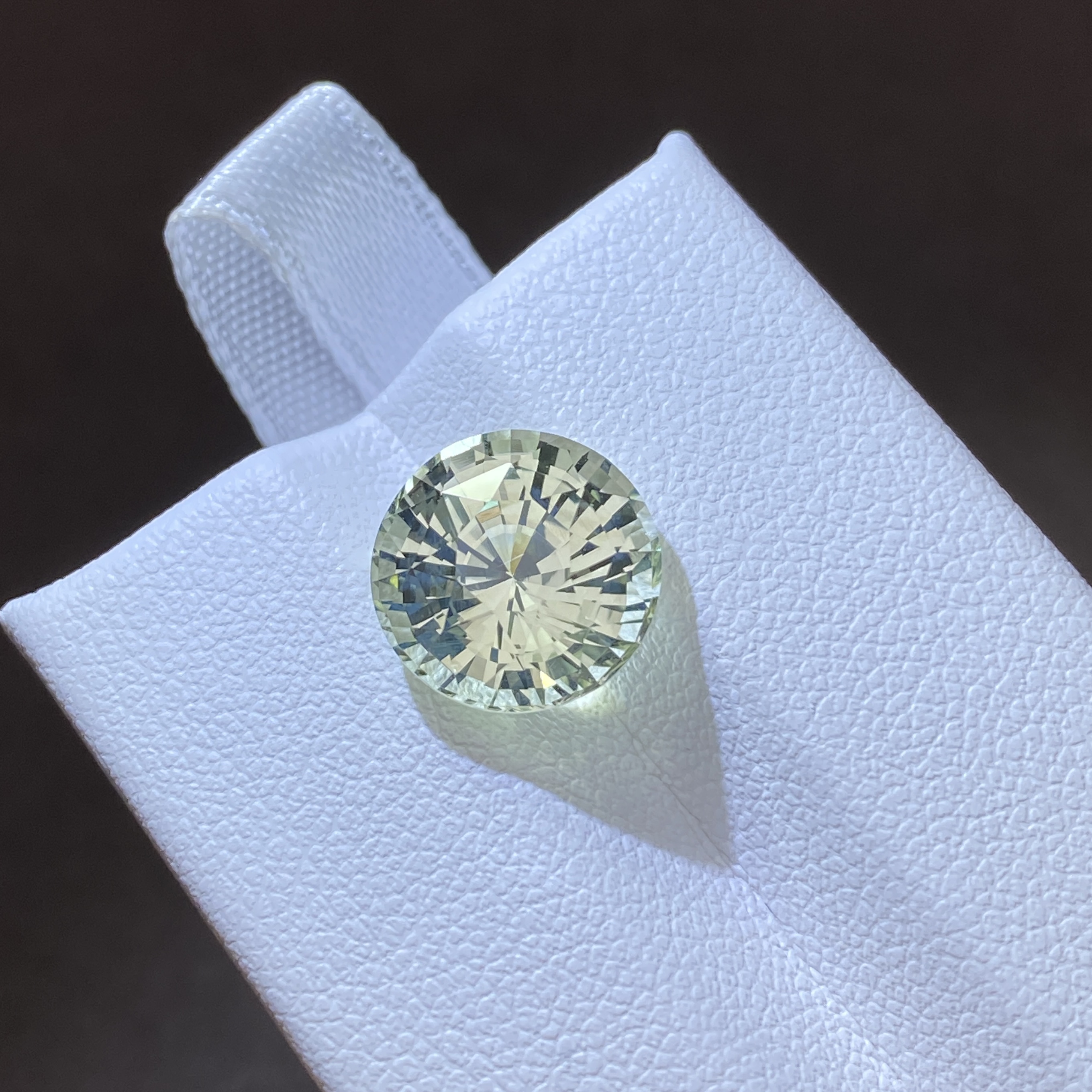 25B049 金绿宝石 6.26克拉