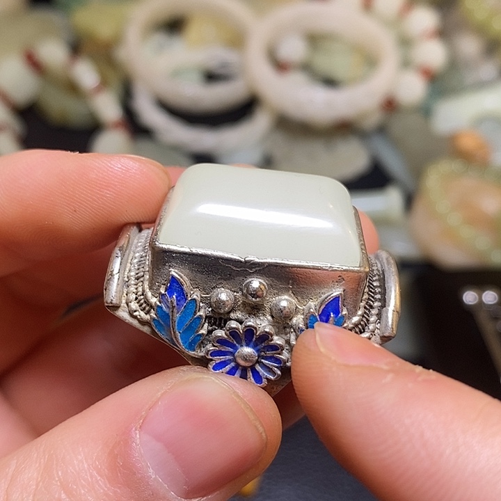 和田玉（子料）未镶嵌颈饰