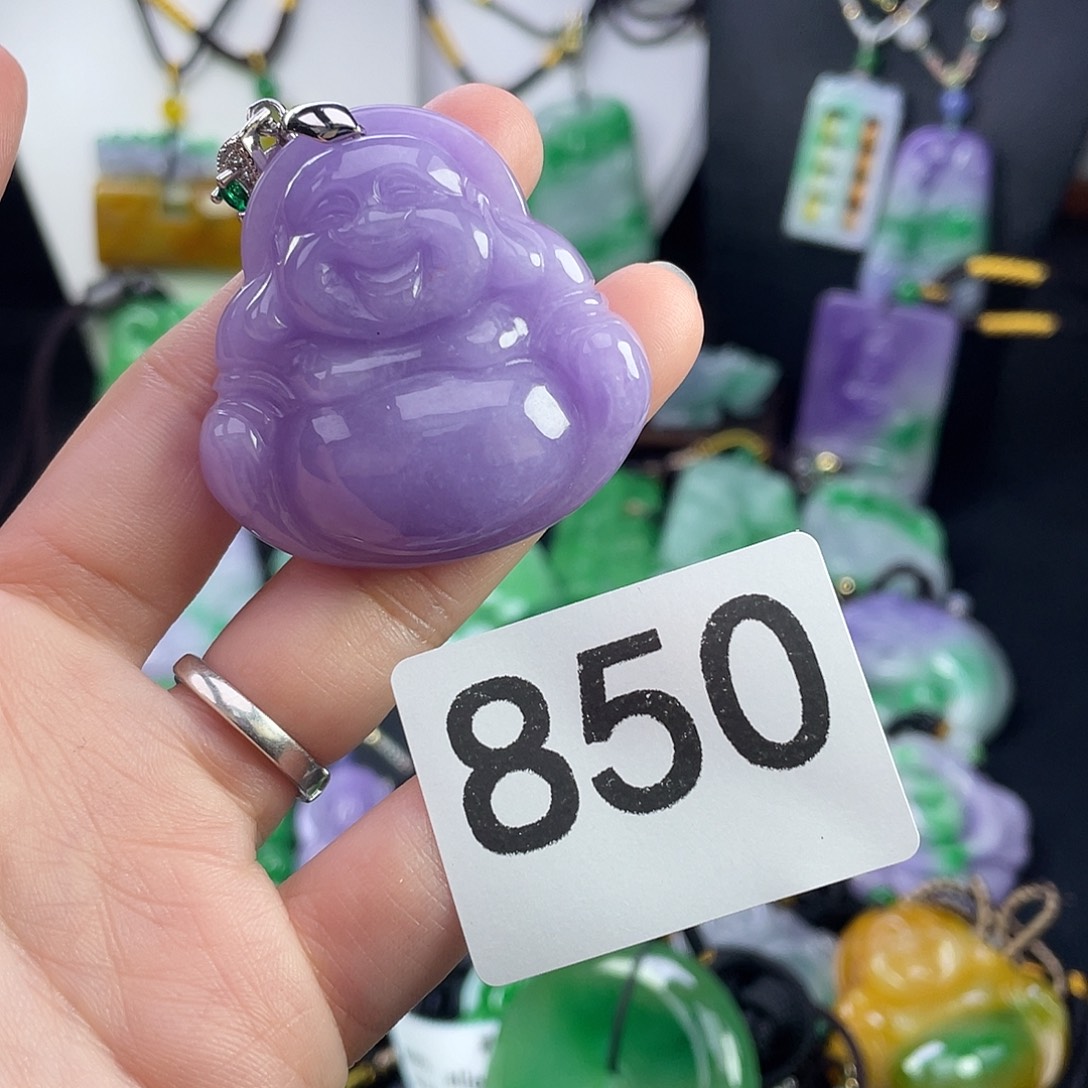 翡翠未镶嵌吊坠(赠链)