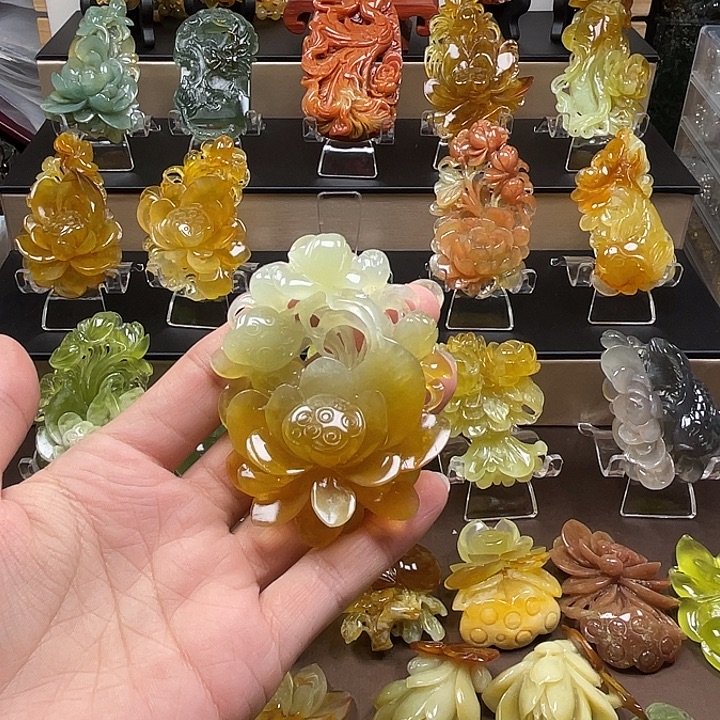 *****蛇纹石玉未镶嵌颈饰