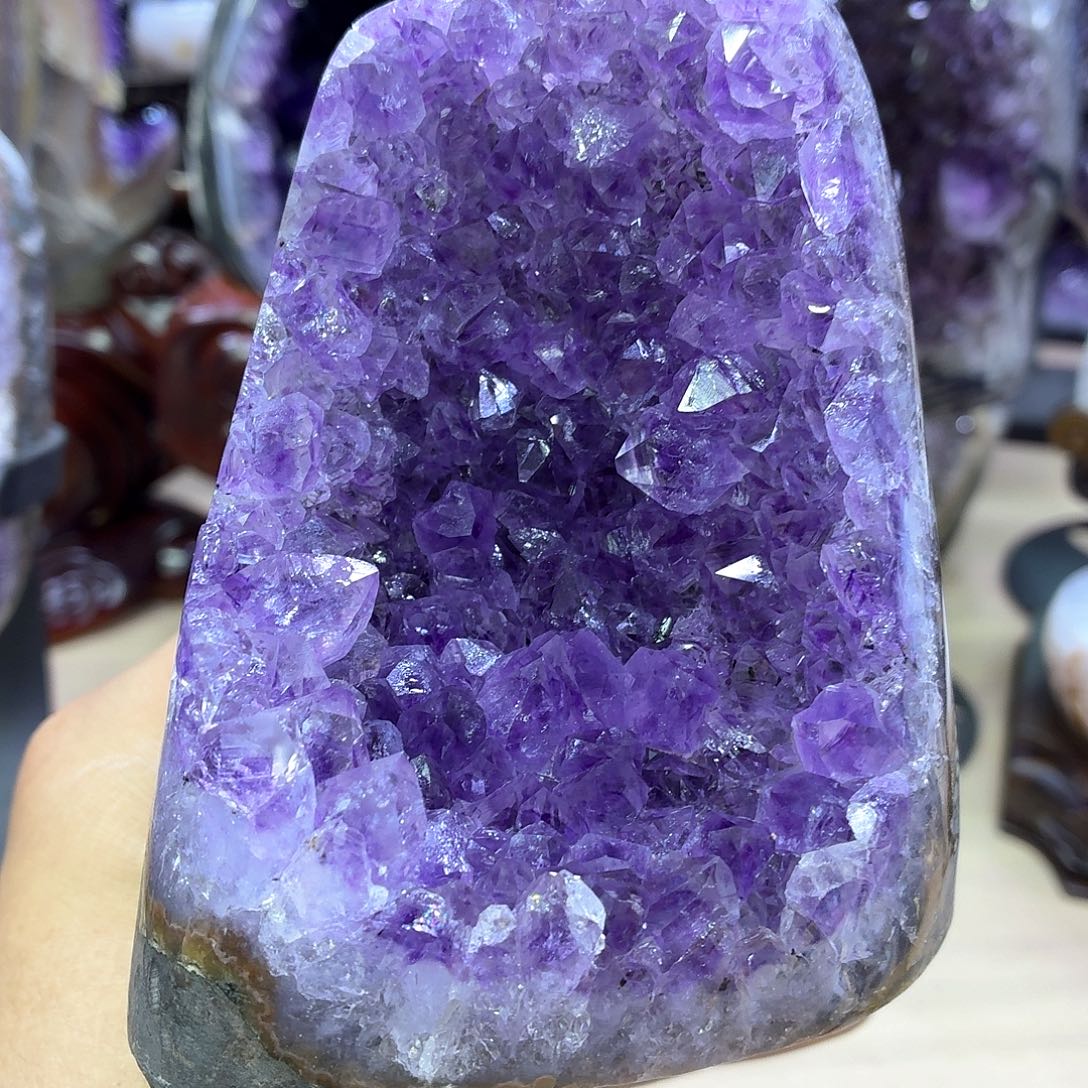 未镶嵌紫晶大型摆件（非配饰）