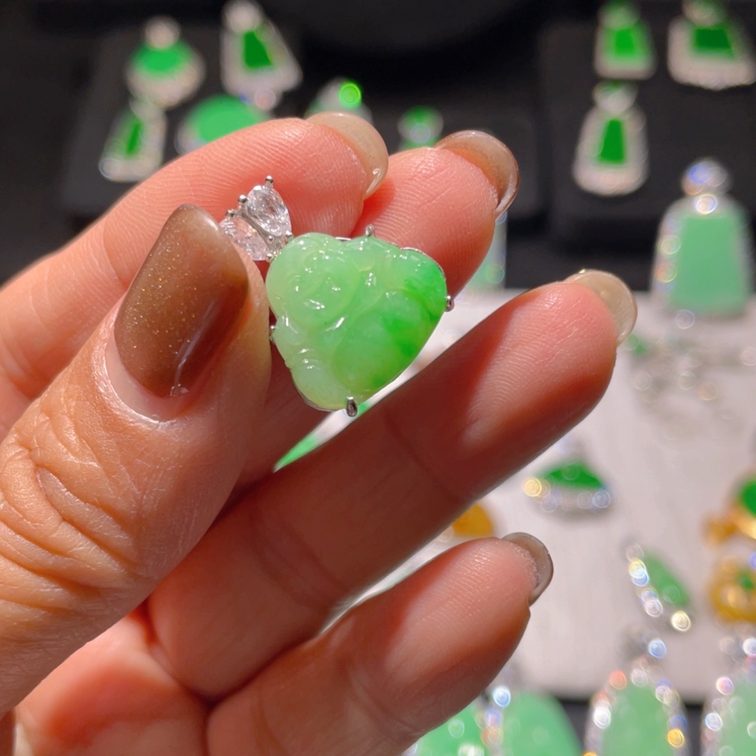 翡翠颈饰银S925镶嵌精品