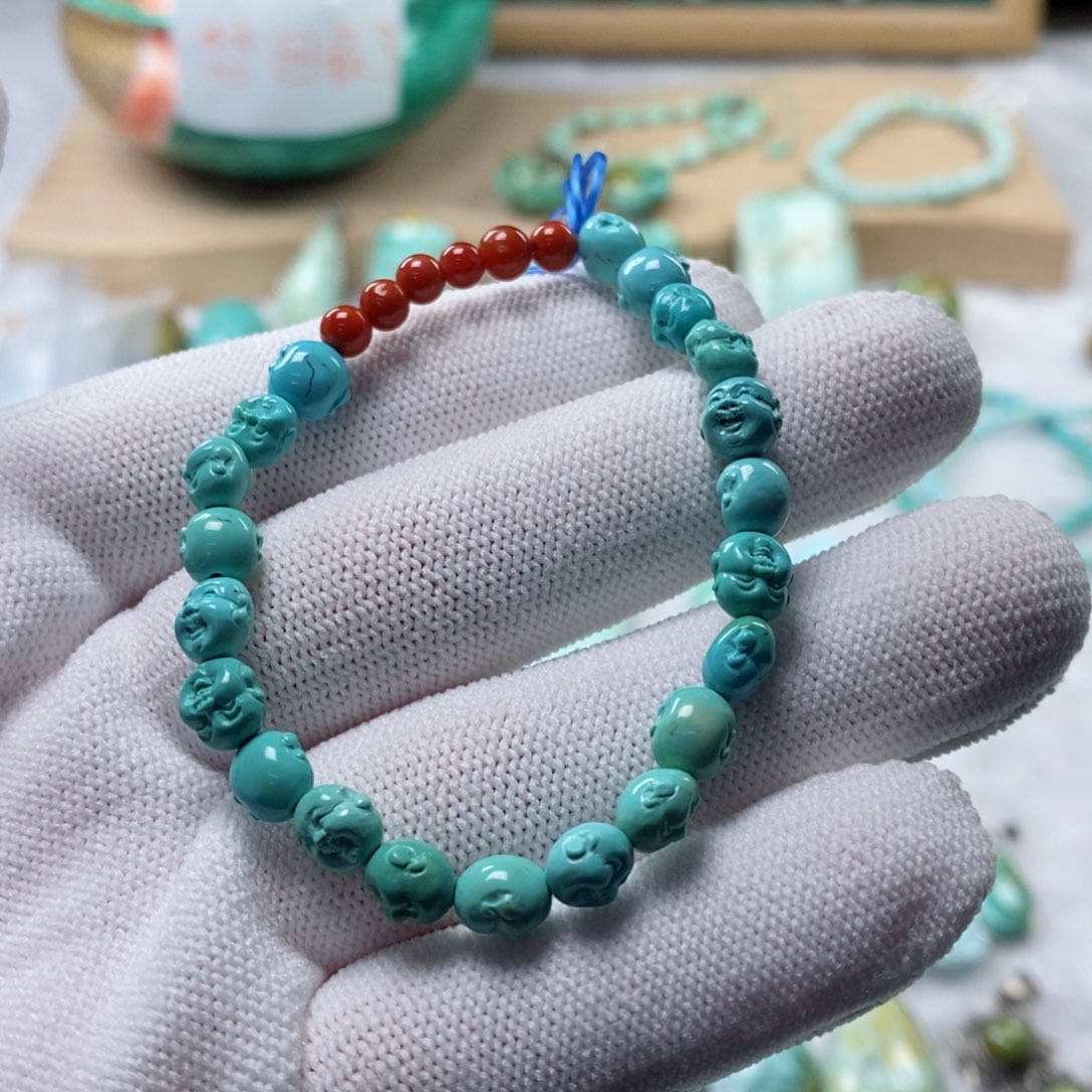 绿松石颈饰未镶嵌一***.