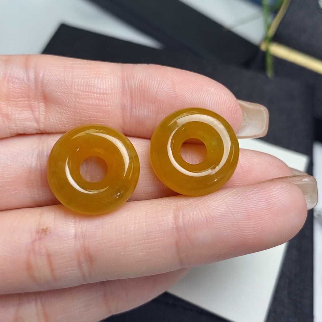 翡翠耳饰未镶嵌冰红翡甜甜圈