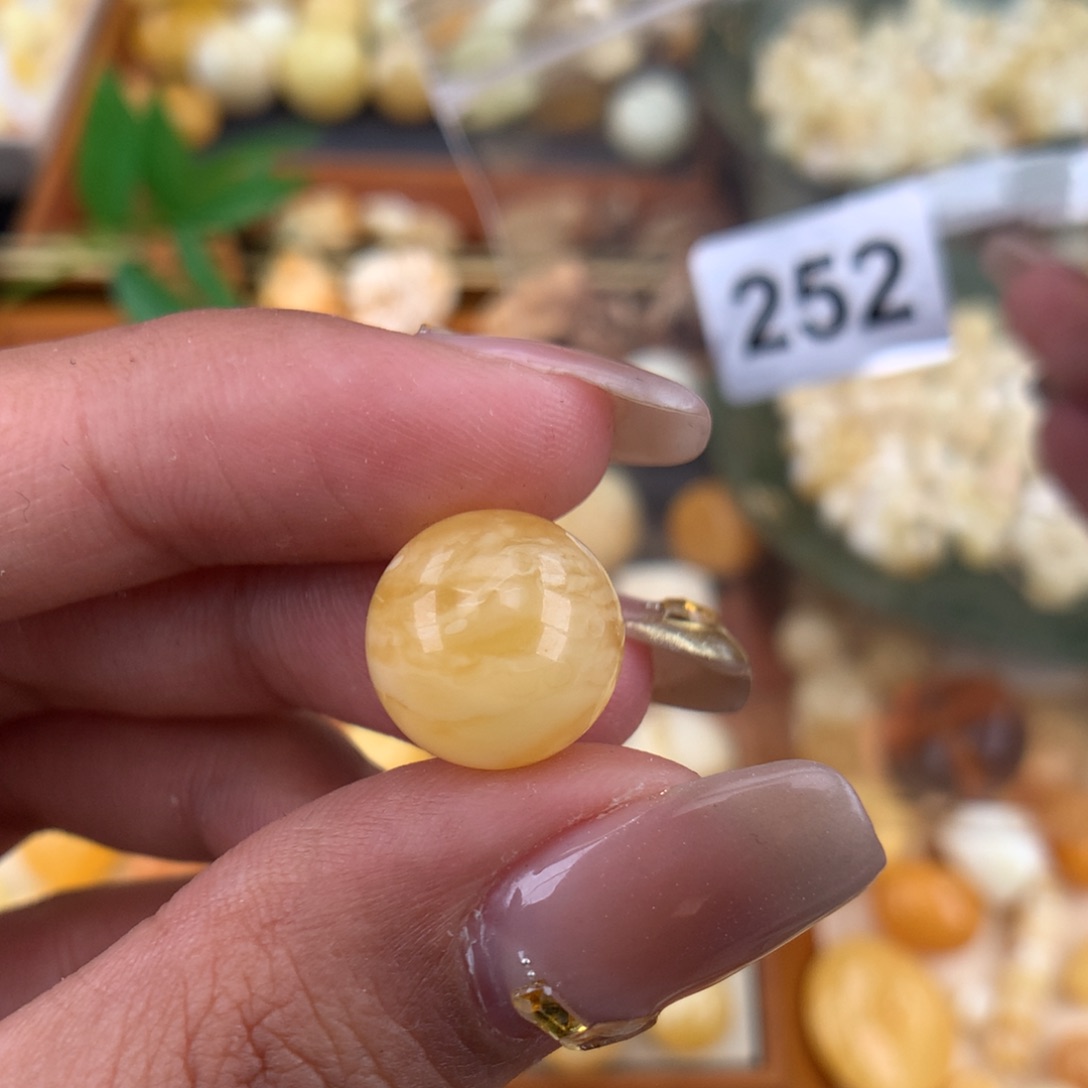 琥珀珠宝奇石未镶嵌13