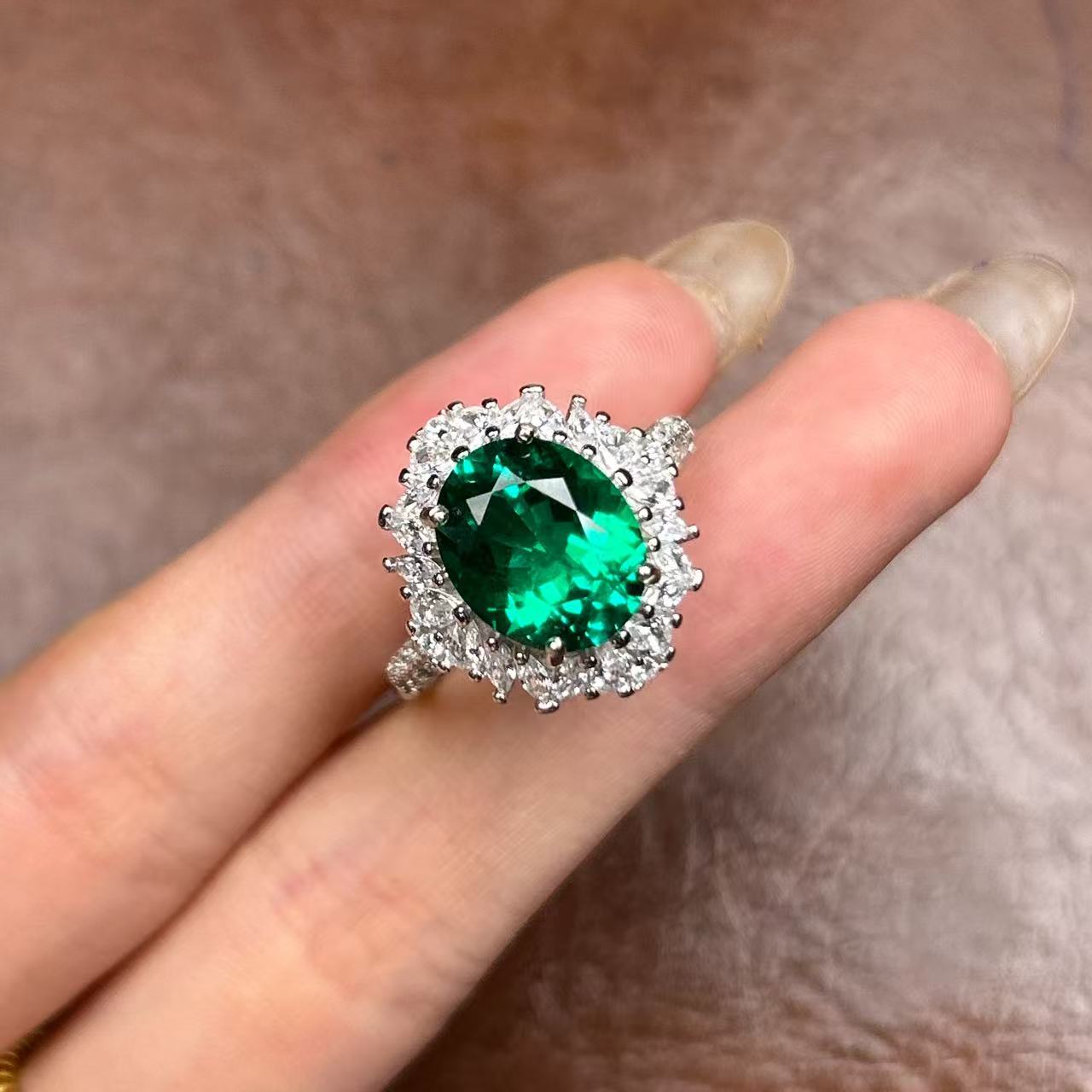 阿鲁沙-典藏培育木佐祖母绿-精工银镀厚金戒指117