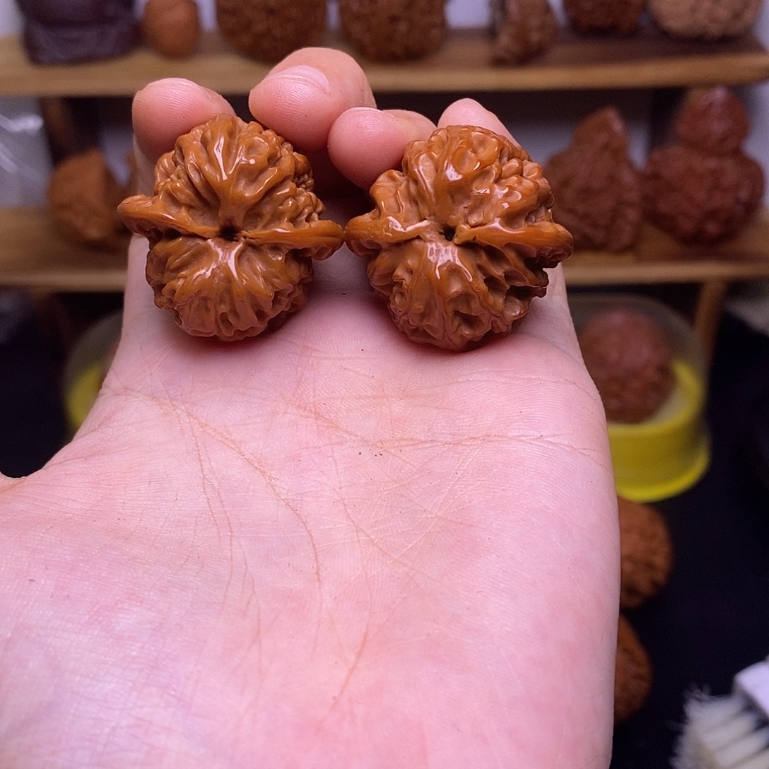 ****ゅ吊坠文玩核桃苹果园福利