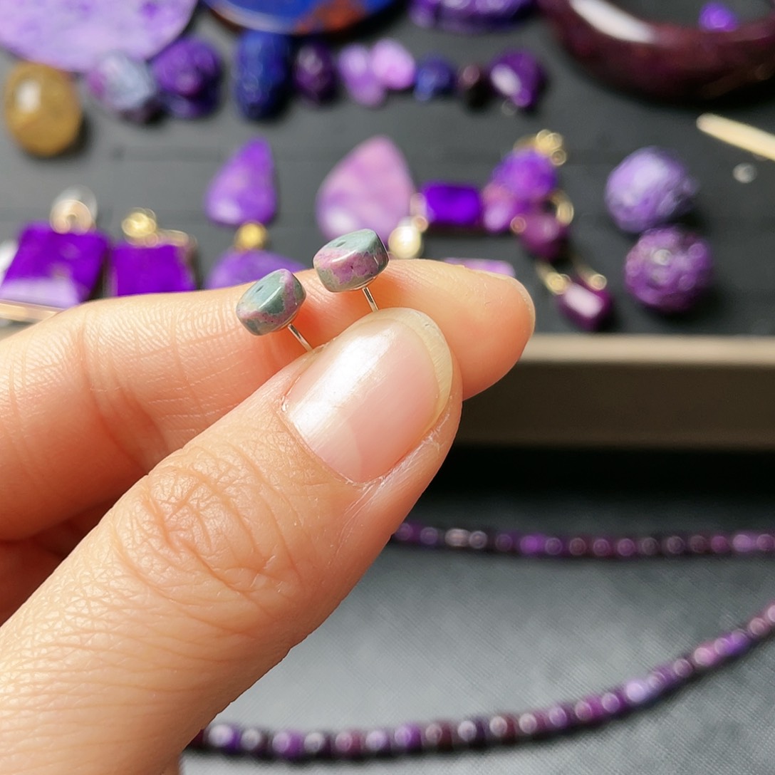 苏纪石（舒俱来）耳钉银S925镶嵌