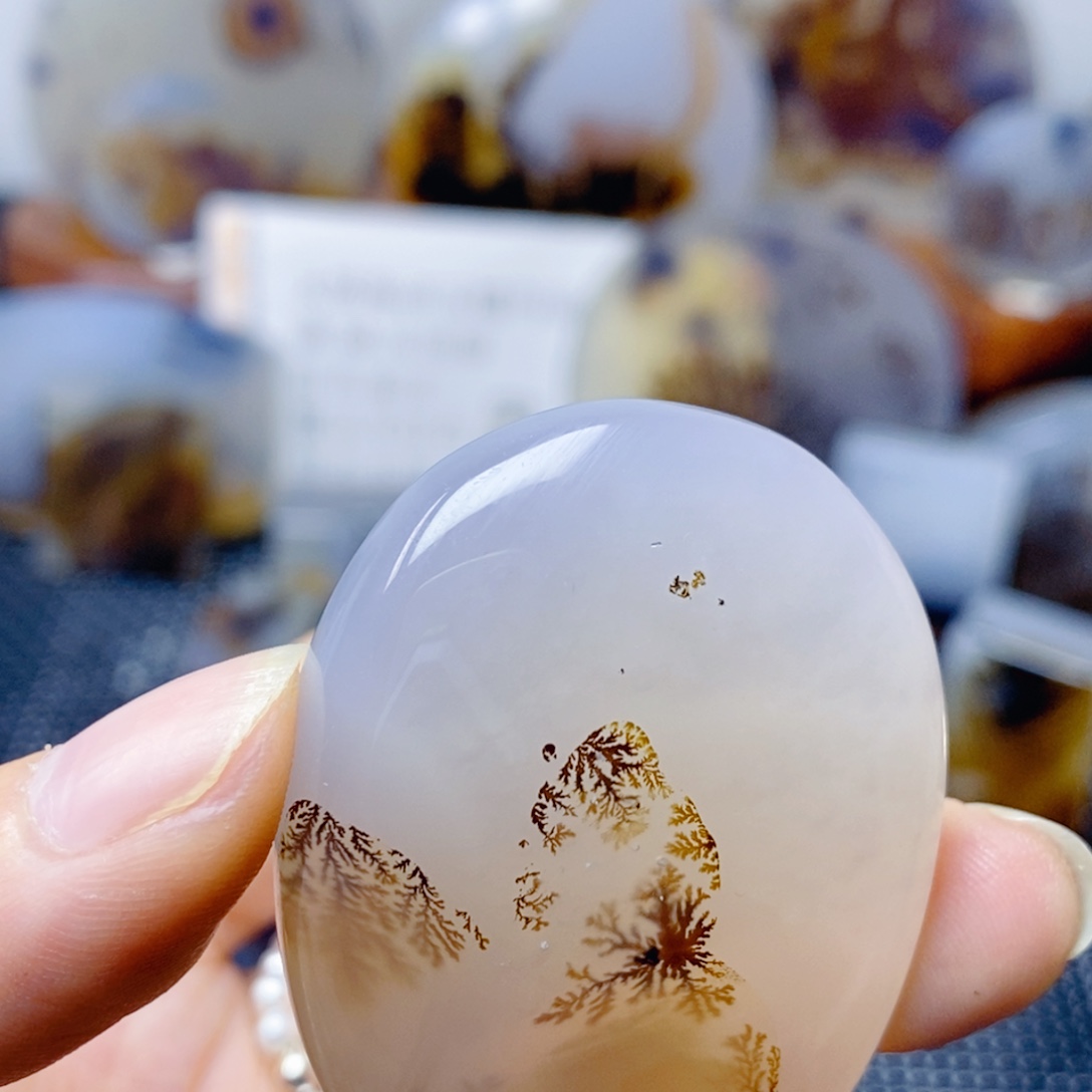 玛瑙/玉髓未镶嵌珠宝奇石