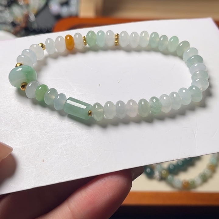 未镶嵌手串翡翠翡翠