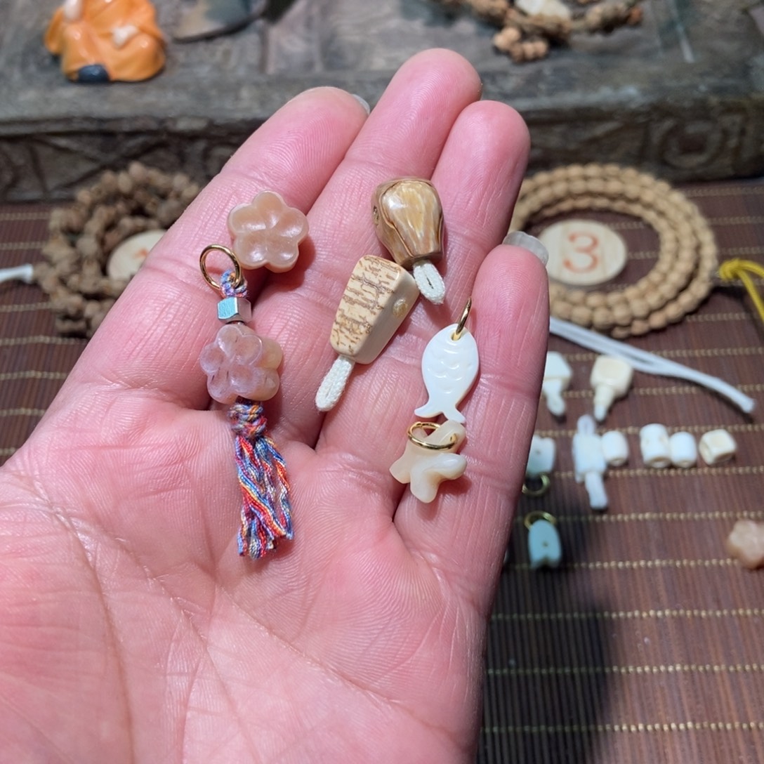 奎***木柏香籽/百香籽吊坠