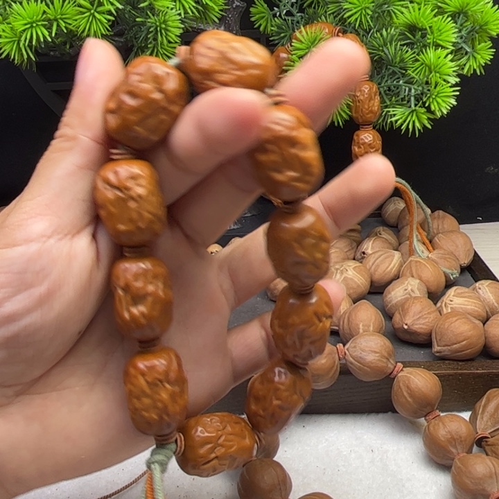 财***哥手串/手链橄榄核1.6*2.3三花铁核