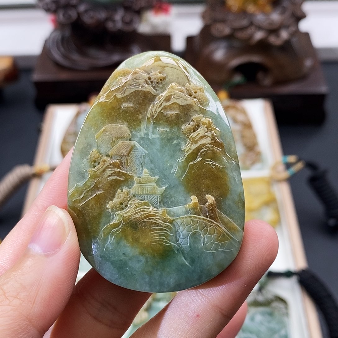 颈饰未镶嵌翡翠缅甸翡翠a货