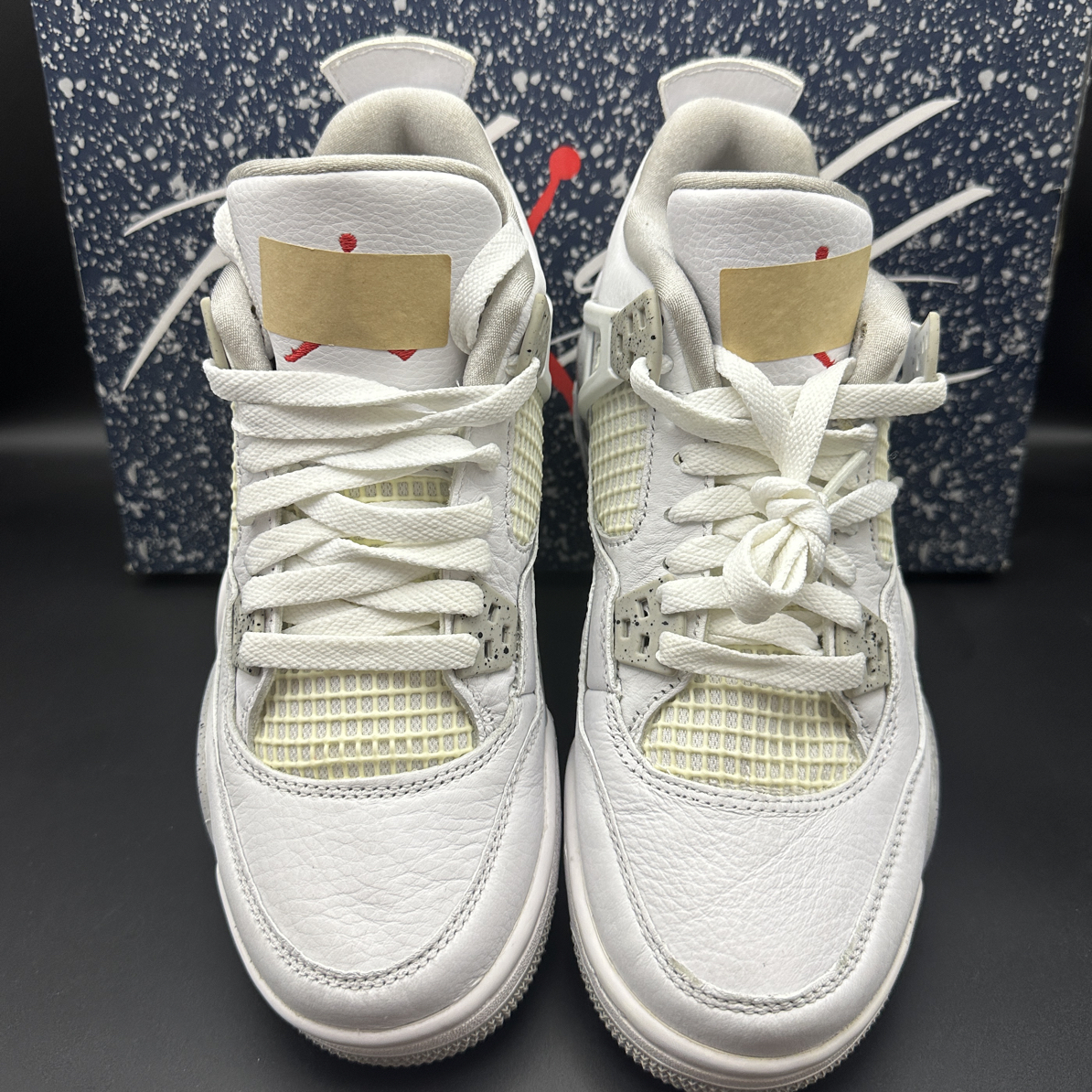 AJ4 白奥利奥 38码全新配盒 轻微氧化