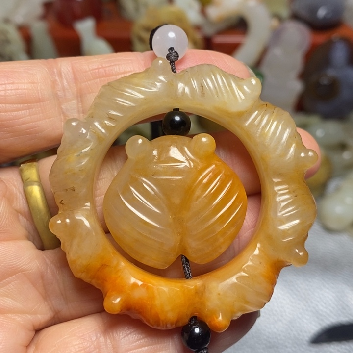 滴血莲花菩提吊坠