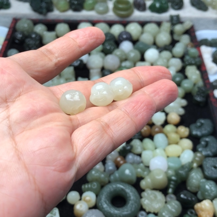 【闪购商品】和田玉未镶嵌颈饰知**乐