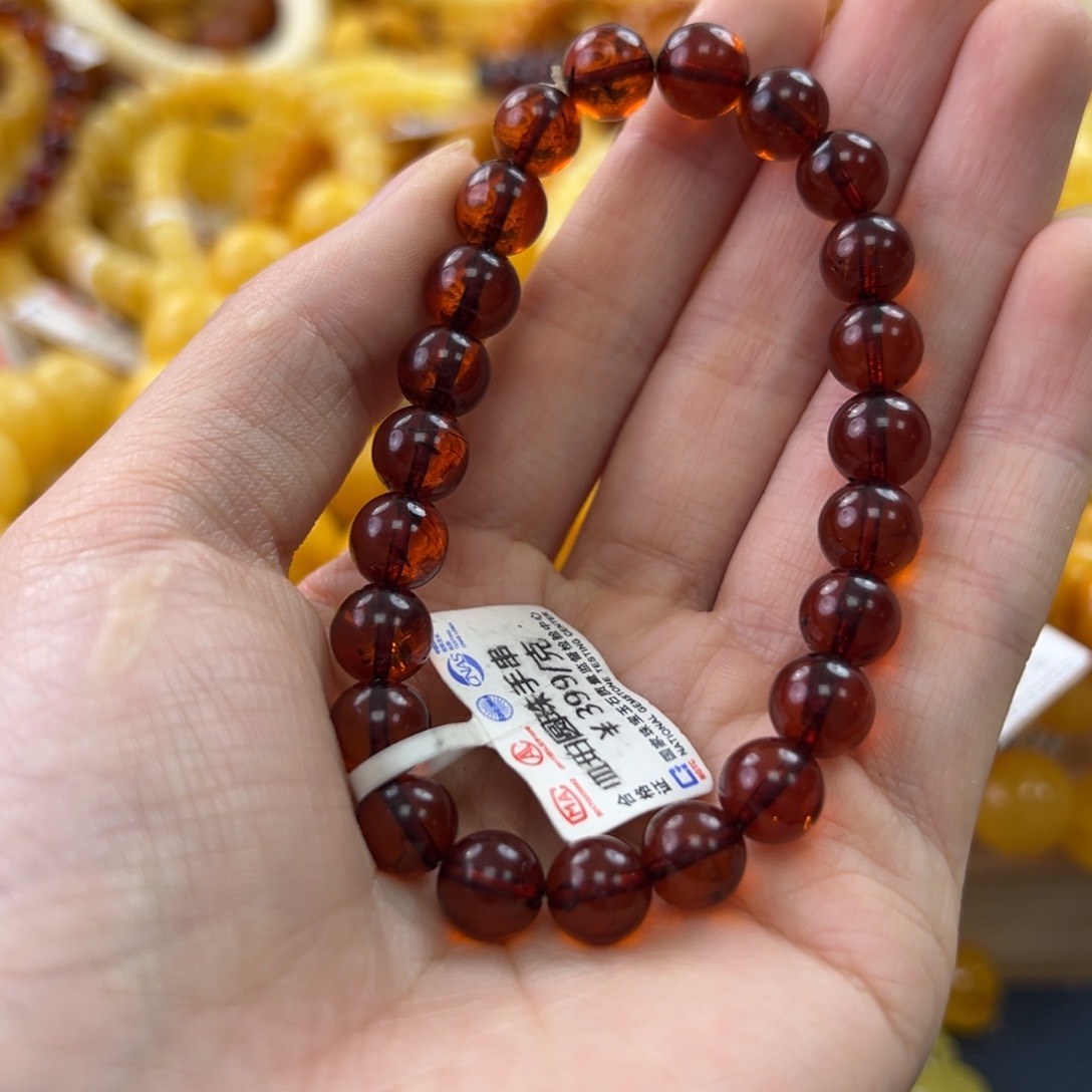 未镶嵌琥珀珠宝奇石