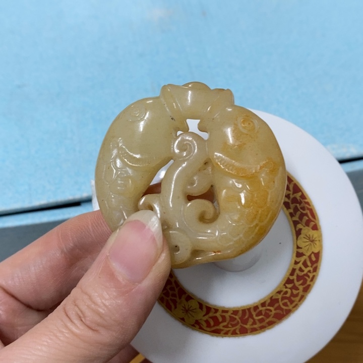 瓷片哈中古工艺品一件
