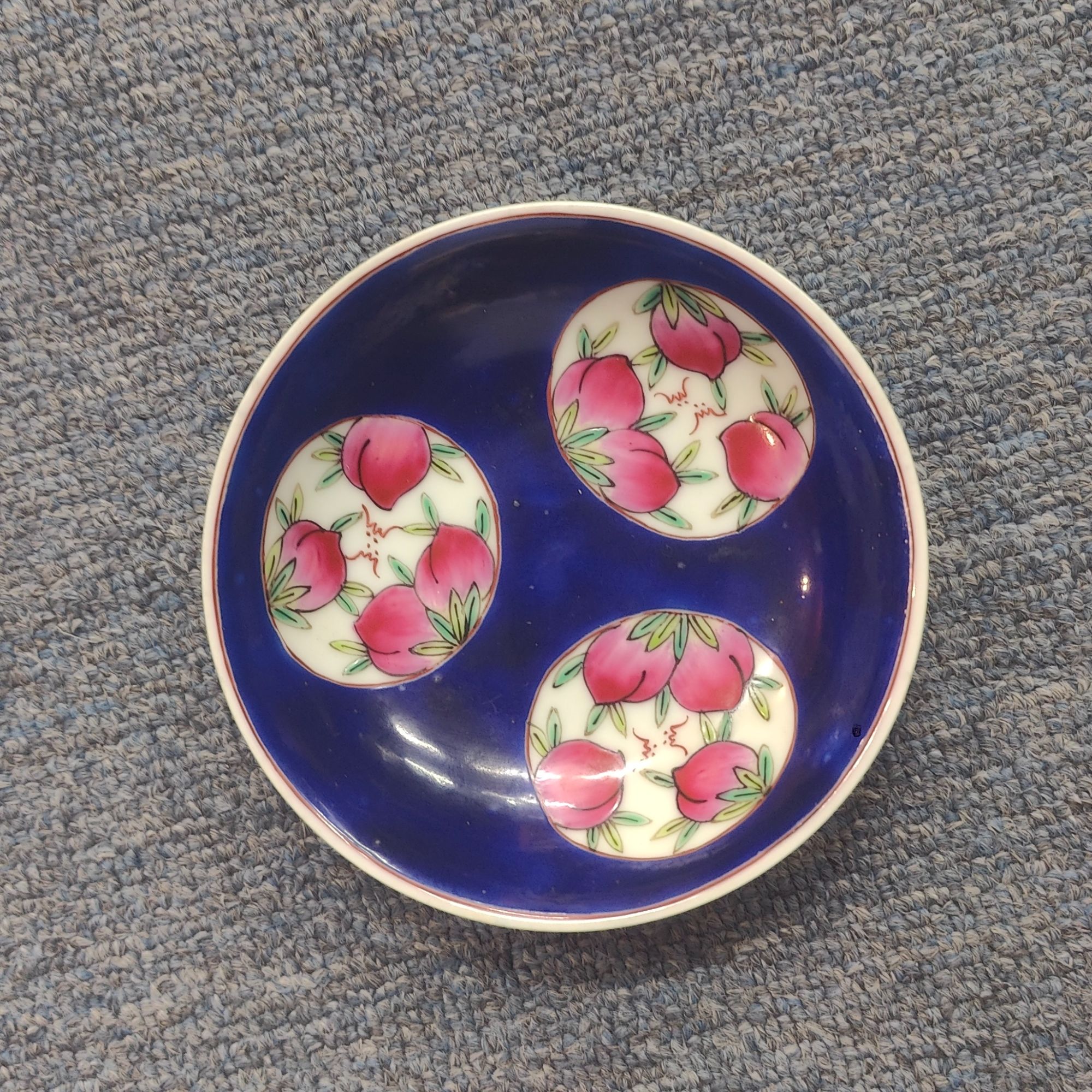 古陶瓷霁蓝开窗寿桃小碟