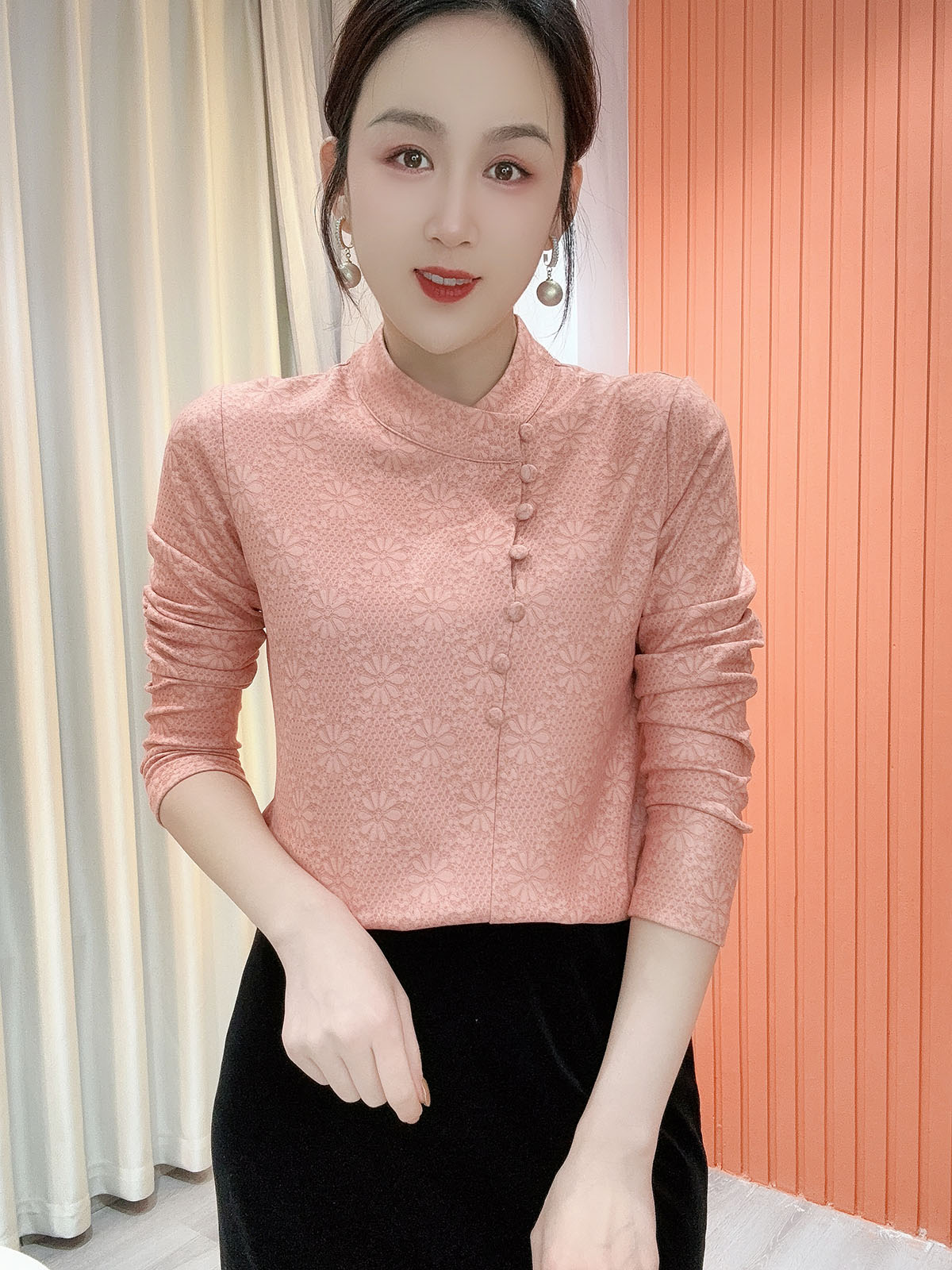 2025冬季新款立领印花气质百搭时尚长袖减龄加绒打底衫上衣女856