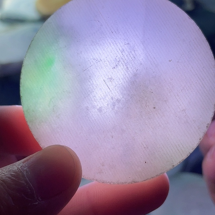 翡翠颈饰未镶嵌毛料87