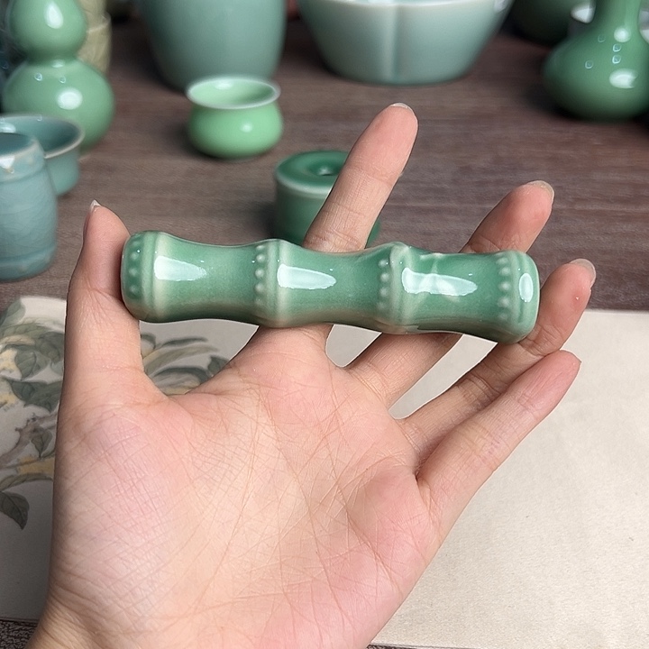 龙泉云间青瓷小米茶器
