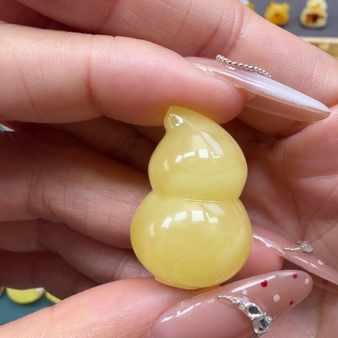 琥珀未镶嵌裸石蜜蜡