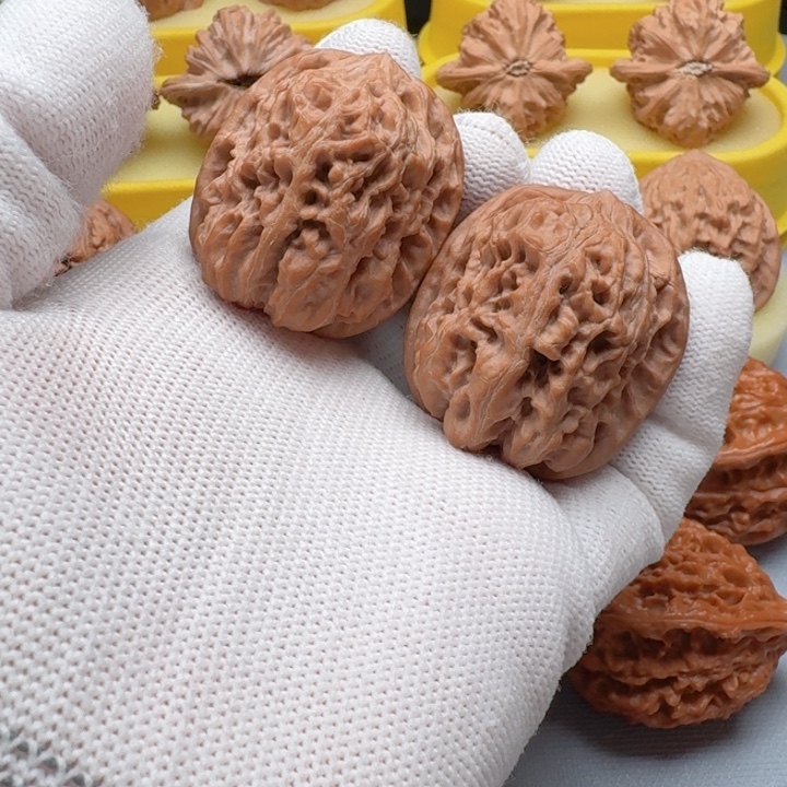 w***核桃西北将军榜文玩