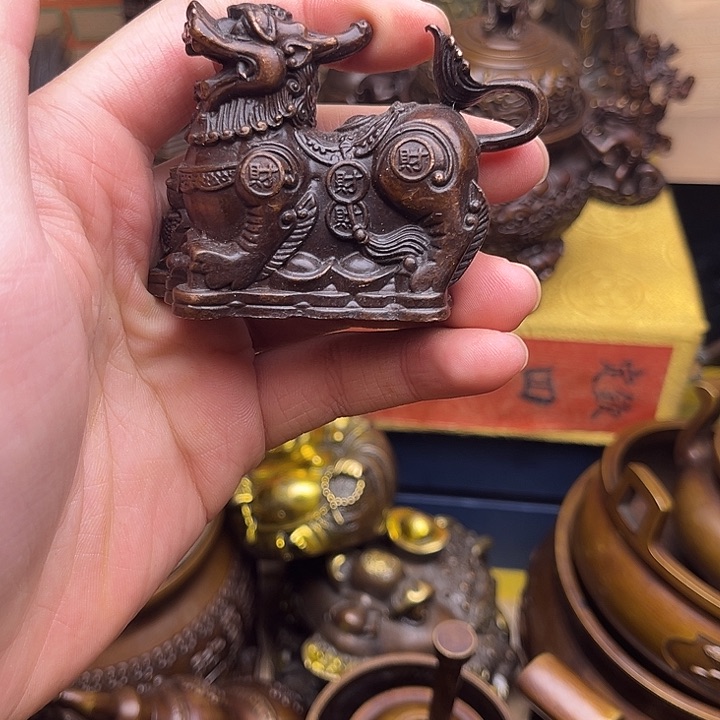 精美铜器点击下单