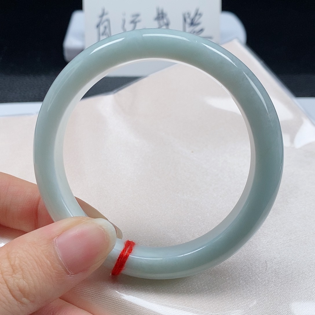 【闪购商品】翡翠手镯未镶嵌280号