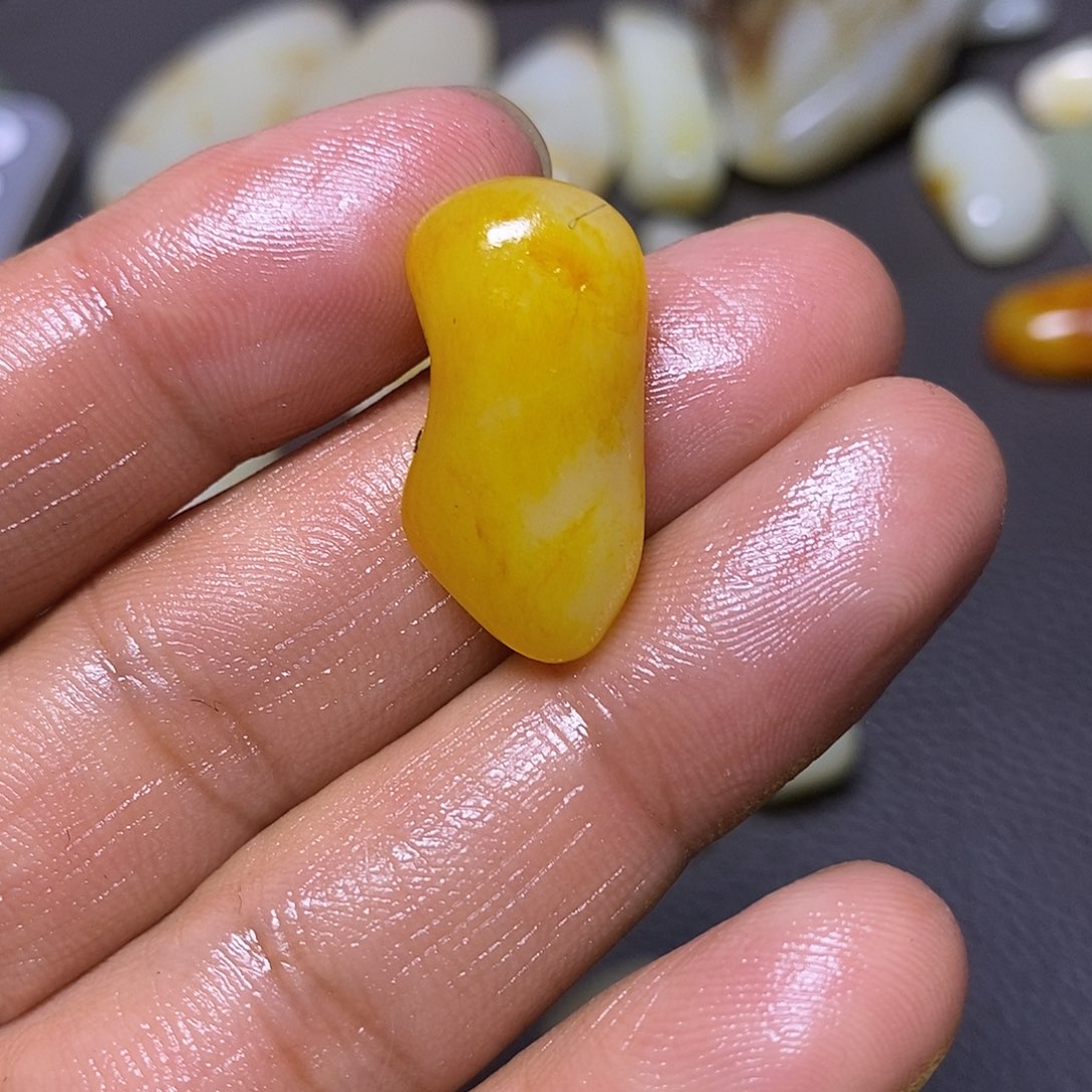 未镶嵌和田玉挂件