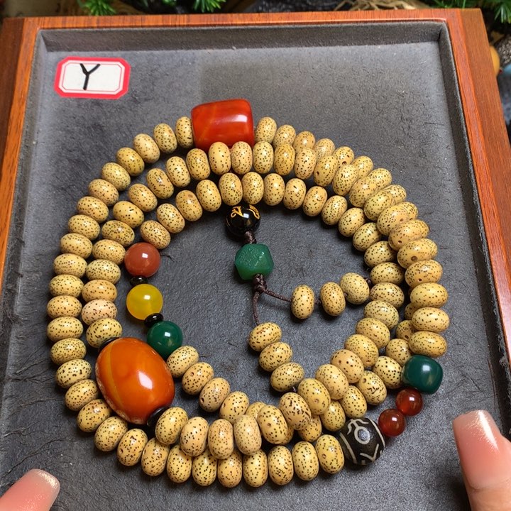 星月菩提吊坠菩提