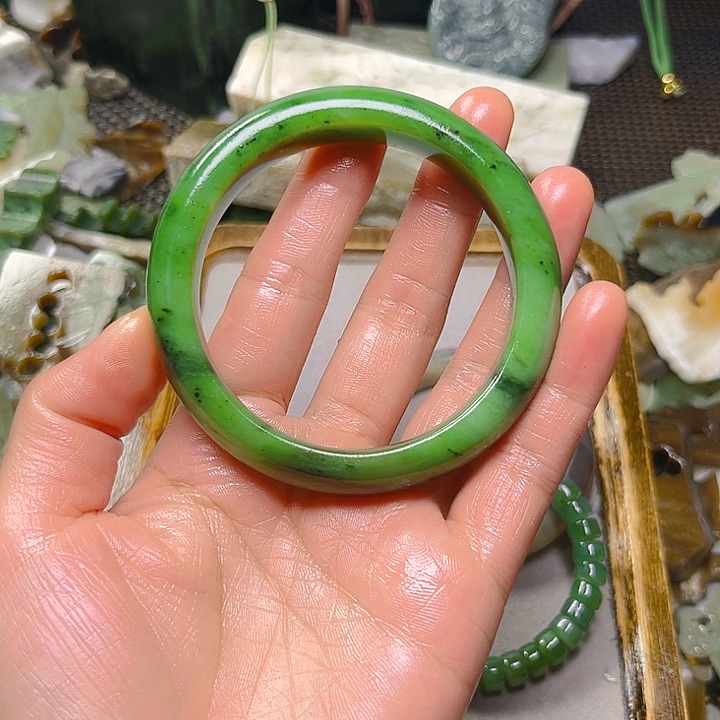 未镶嵌和田玉珠宝半成品吕**啊