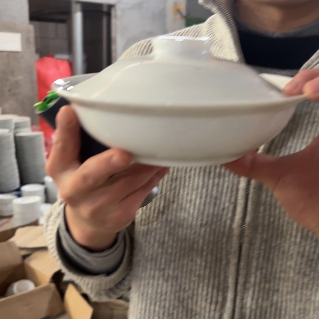 陶瓷7英寸高白泥合器带盖2只微瑕