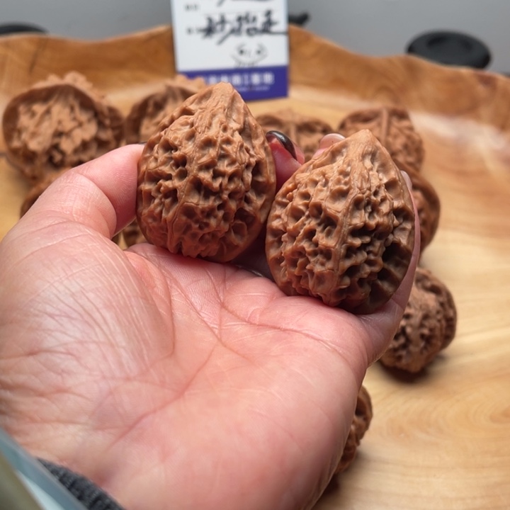 陆***捌核桃手串/手链秦岭野生核桃