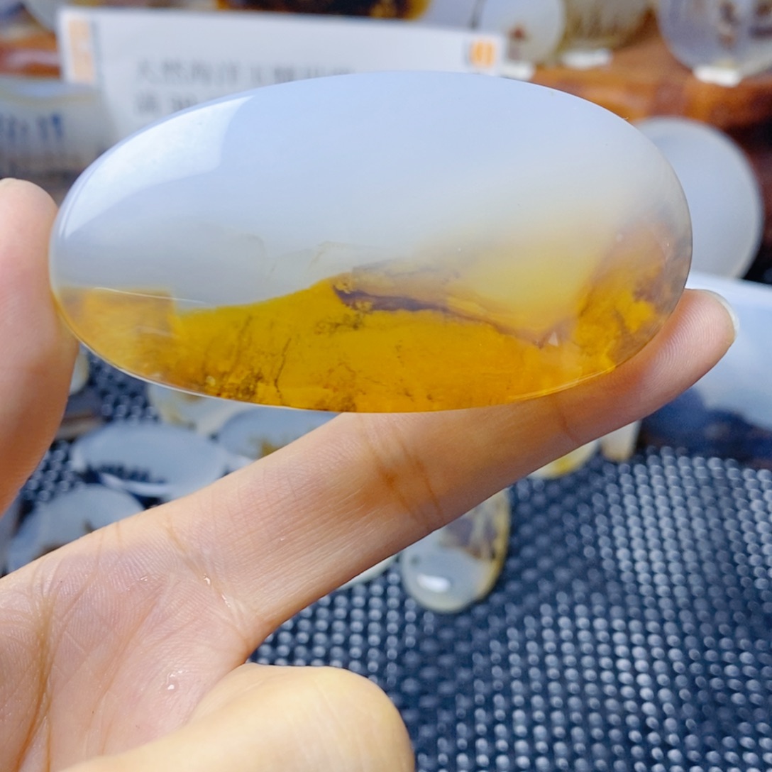 玛瑙/玉髓未镶嵌珠宝奇石