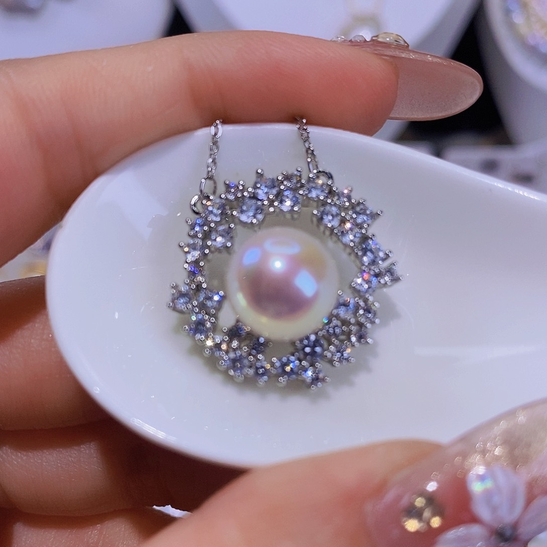 淡水珍珠合金颈饰