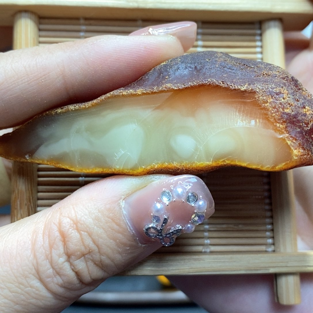 定制琥珀未镶嵌陈