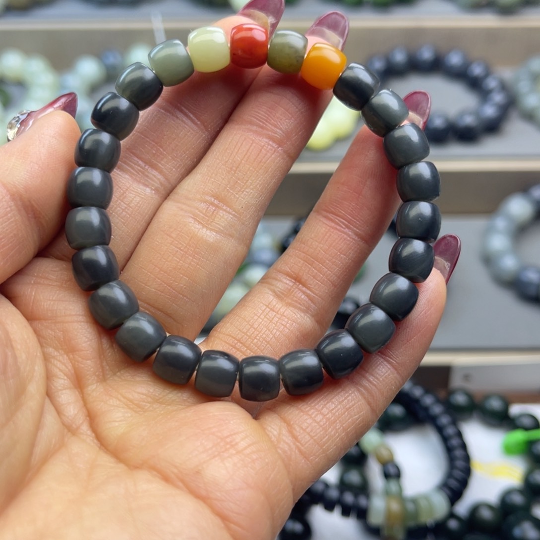 和田玉手链未镶嵌