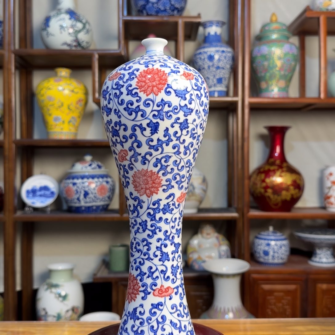 瓶高度约33厘米肚径11厘米