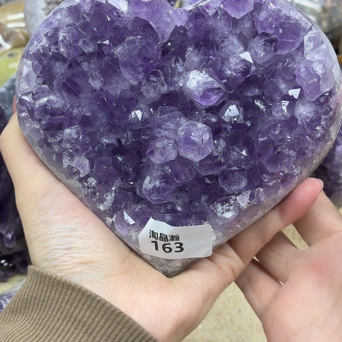 未镶嵌水晶大型摆件（非配饰）