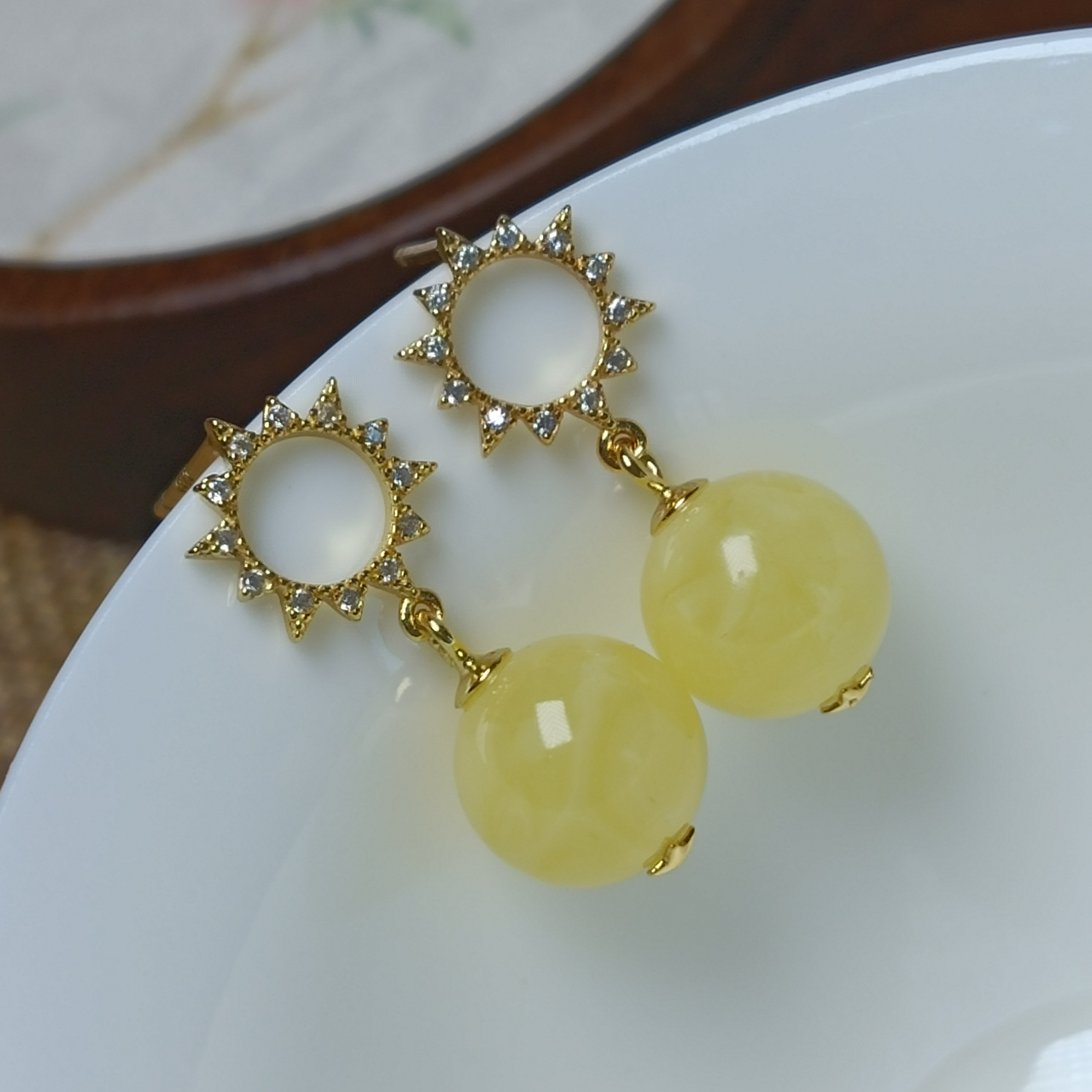天然蜜蜡浓润奶黄也9.5珠径耳坠~俄料原矿~4984