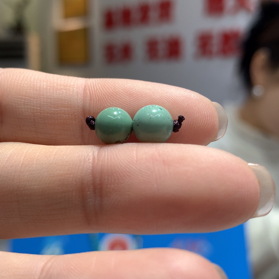 绿松石配饰未镶嵌