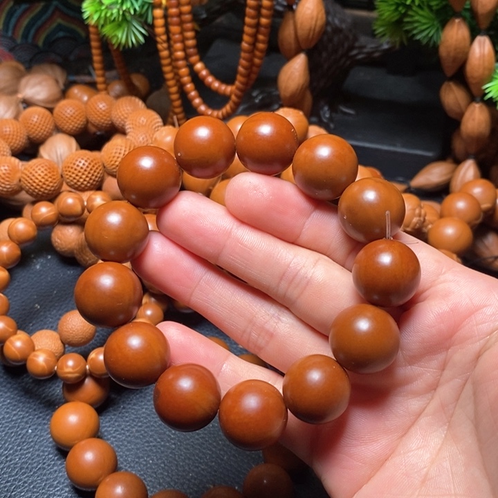 橄榄核手串1.75微瑕光珠