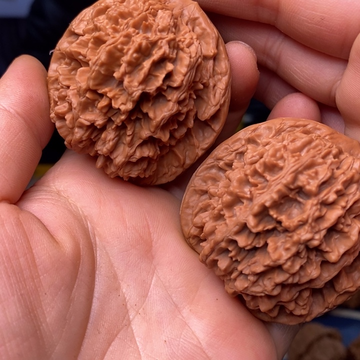 文玩核桃吊坠文玩核桃大刺45～46