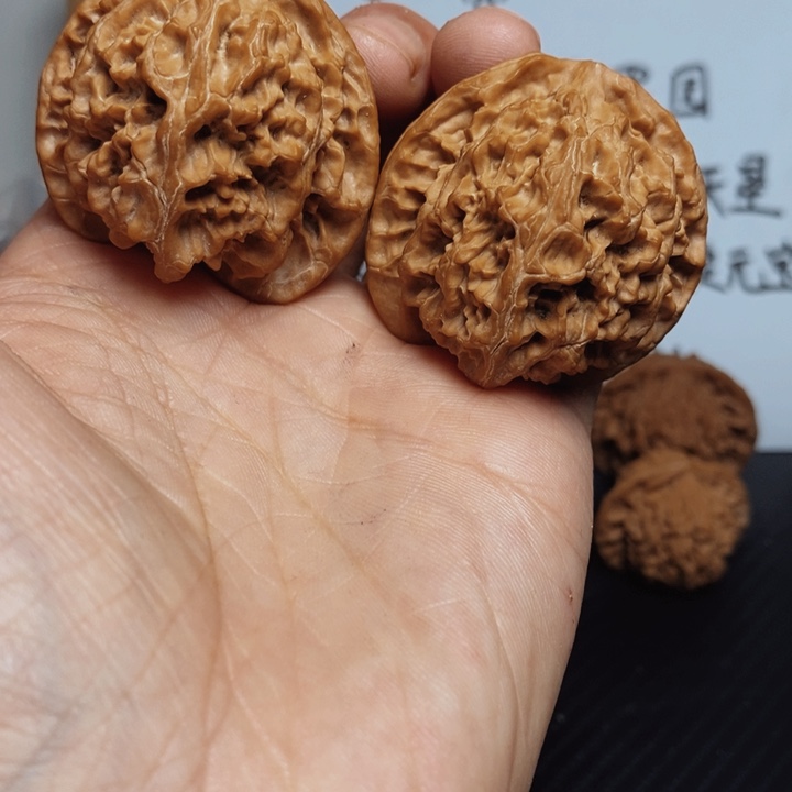 核桃43尺寸全品苹果园