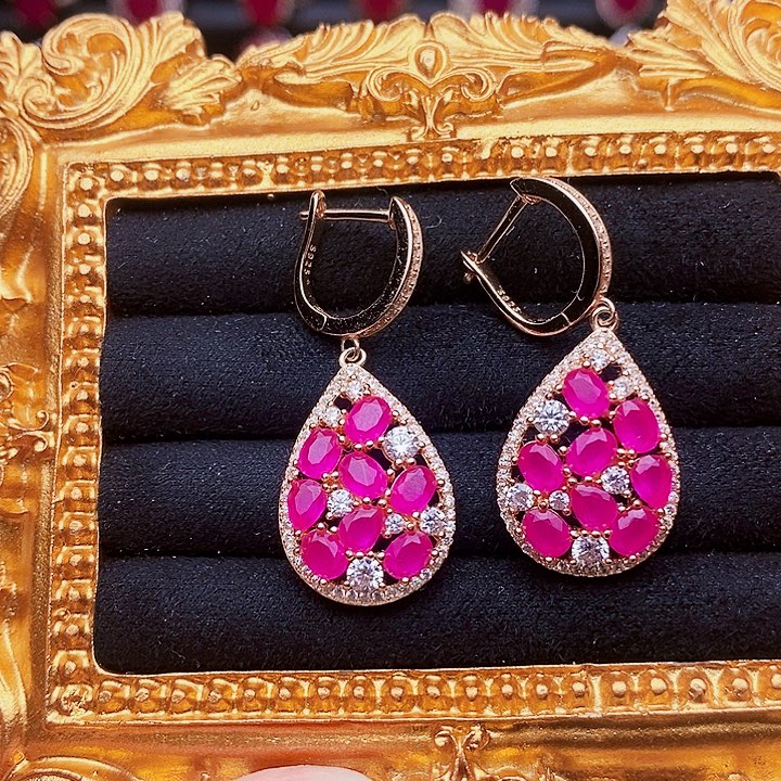 银S925镶嵌红宝石耳饰