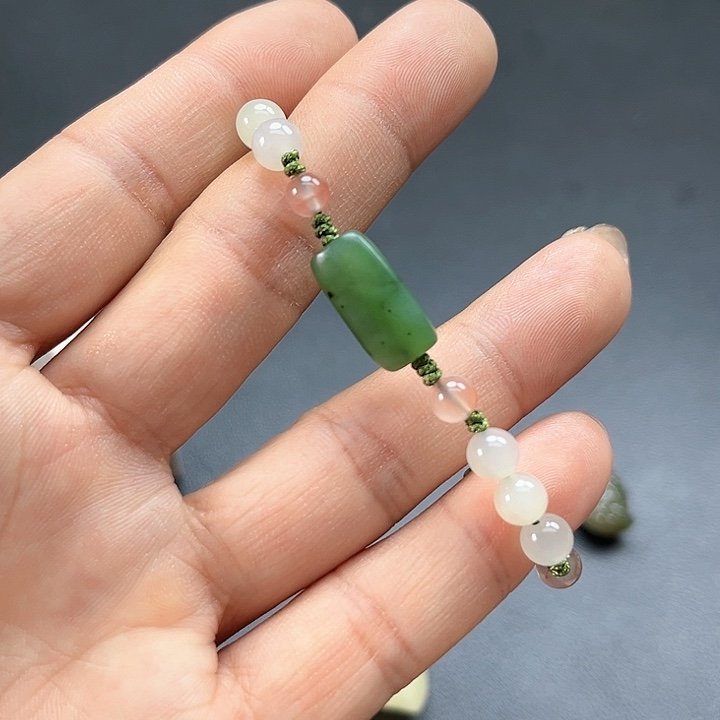 【闪购商品】颈饰未镶嵌和田玉