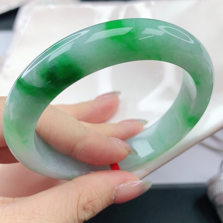 未镶嵌手镯翡翠，865