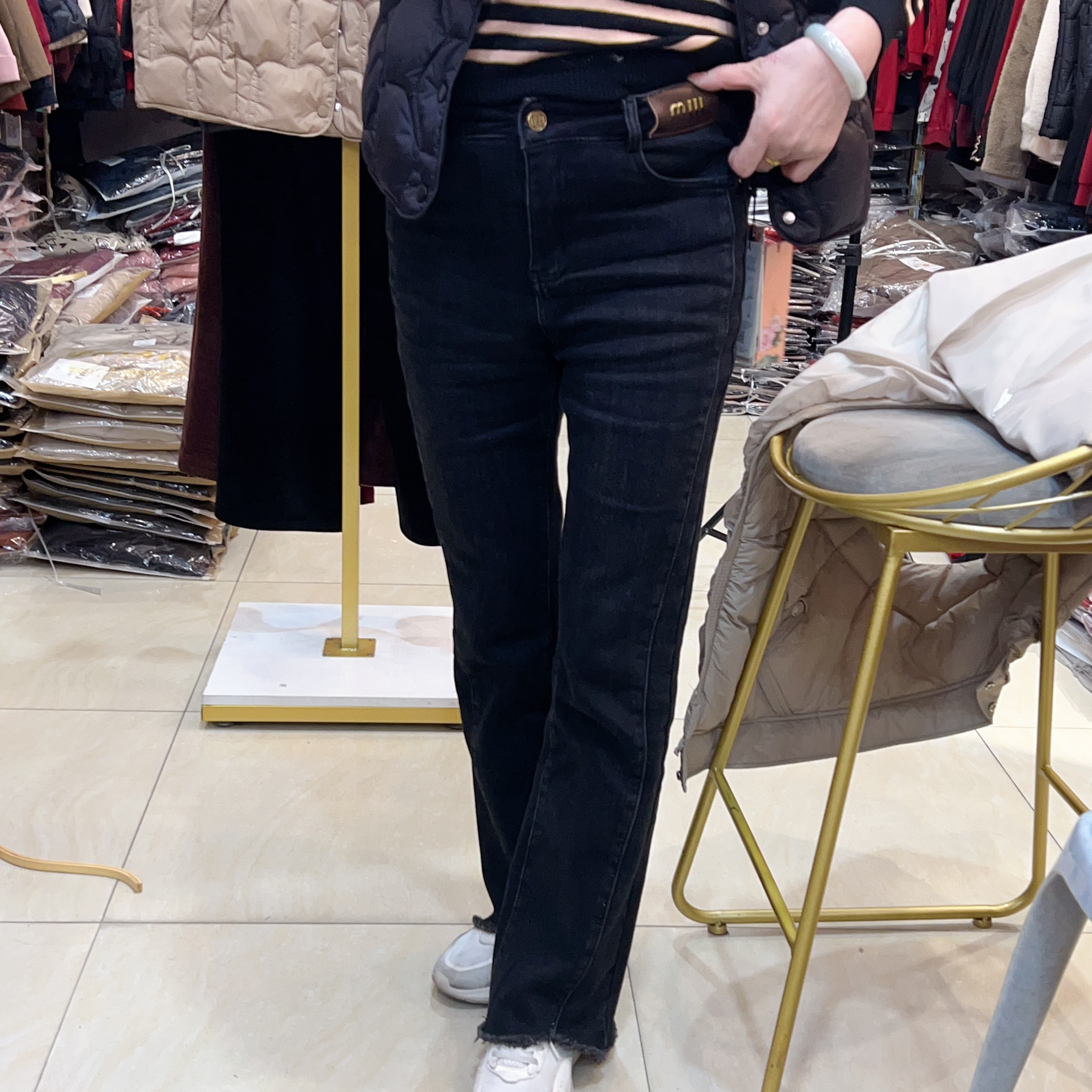 新款气质微叭牛仔裤显瘦